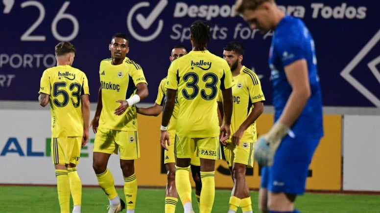 Fenerbahçe ikinci yarı açıldı