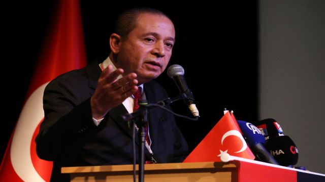Gençlerbirliği Başkanı Osman Sungur'dan Flaş Açıklama: Kanatlara Transferde Limit Yok! 1 Gençlerbirliği Başkanı Osman Sungur'dan Flaş Açıklama: Kanatlara Transferde Limit Yok!