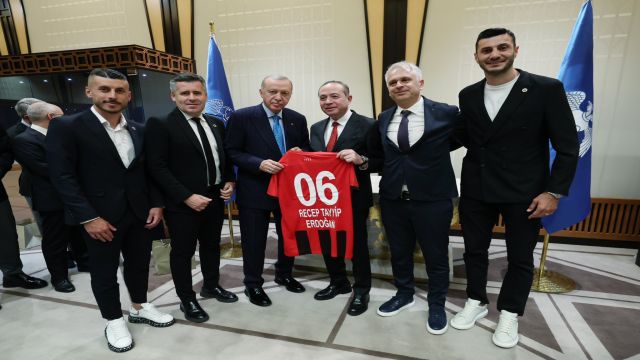 genclerbirligi recep tayyip erdogan ile bulustu 1750271912
