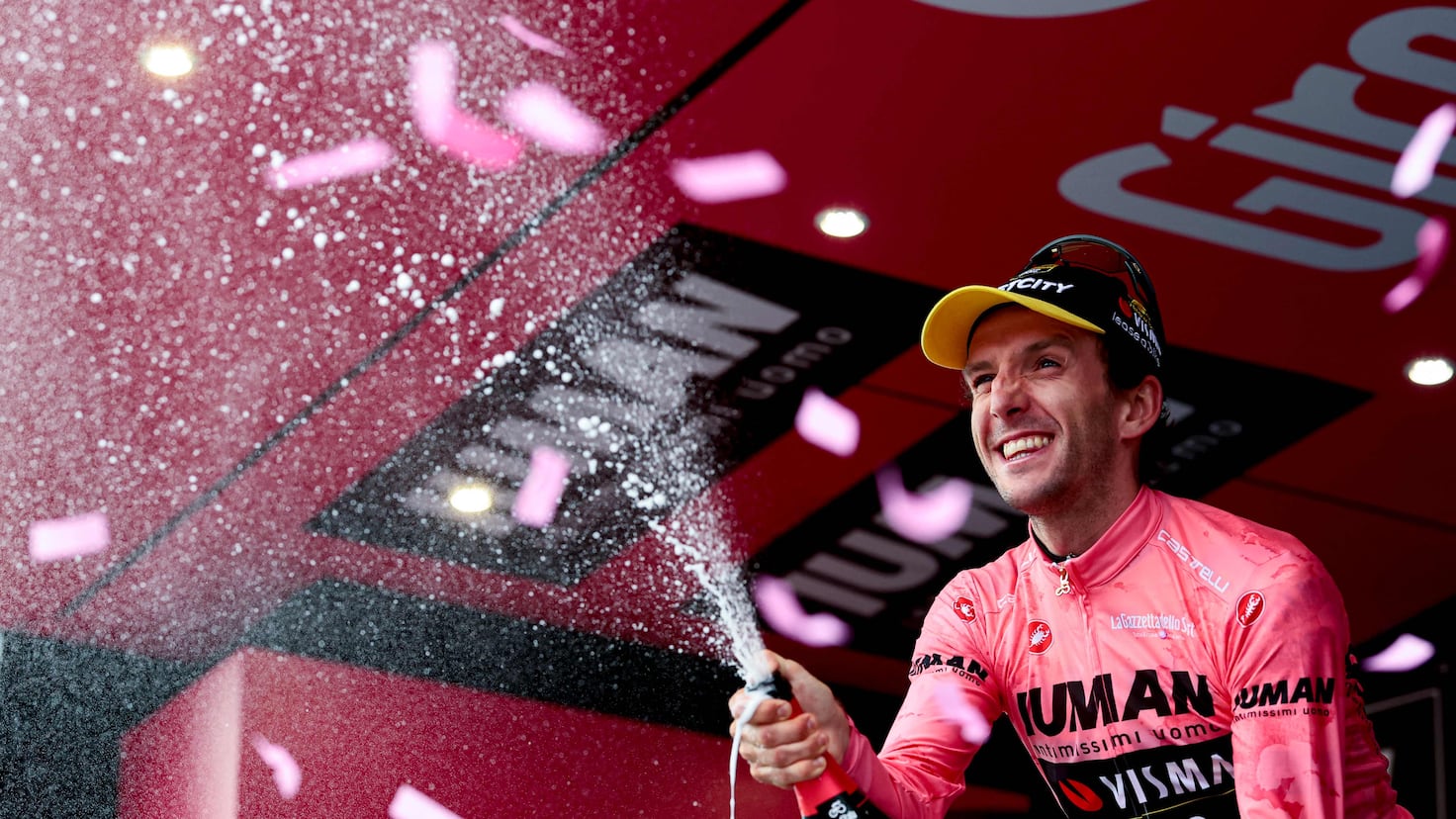 Giro d'Italia Şampiyonları: Tarihteki Tüm Kazananlar ve Efsanevi Bisikletçiler 10 Giro d’Italia Şampiyonları: Tarihteki Tüm Kazananlar ve Efsanevi Bisikletçiler